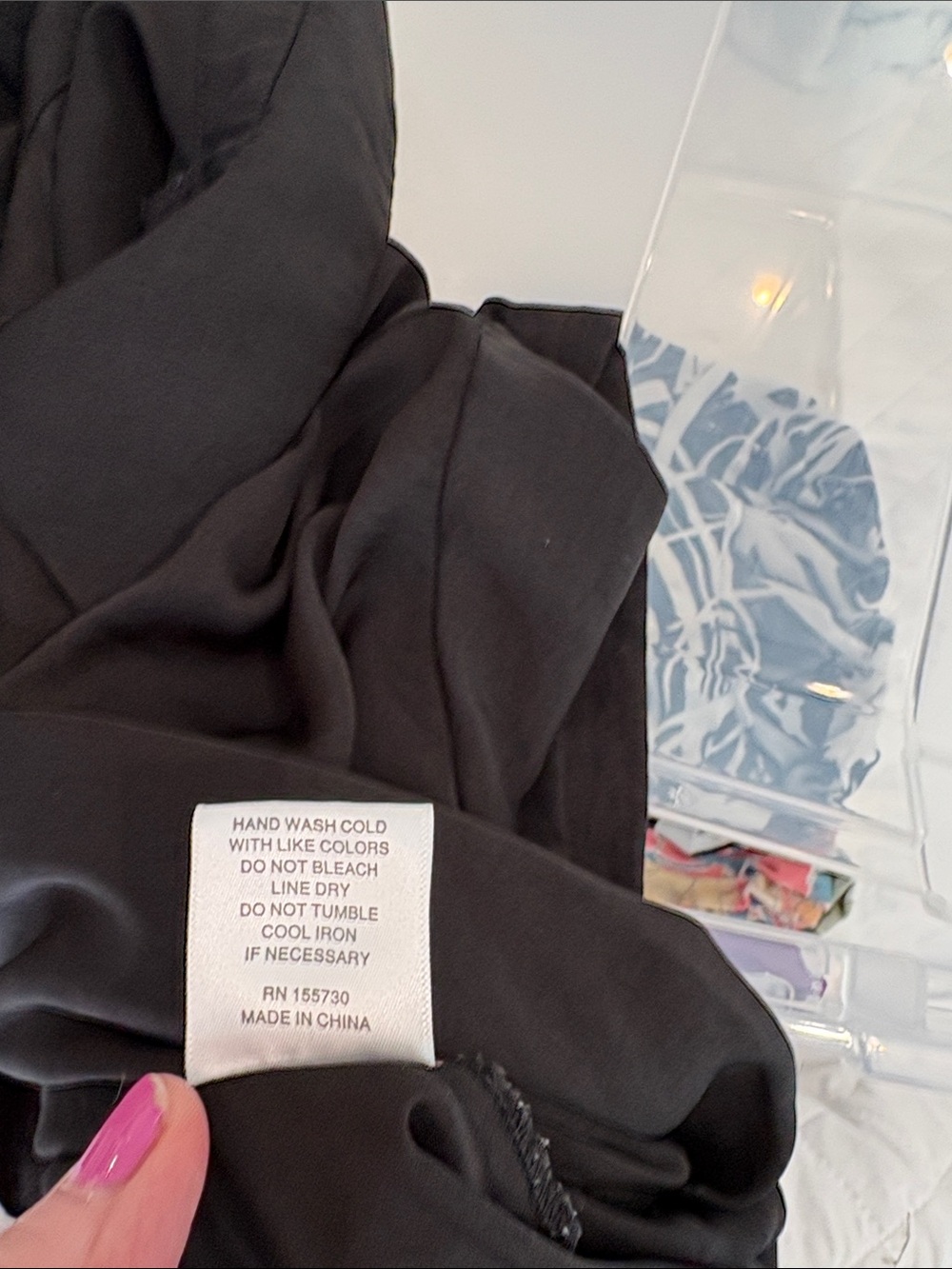 Short-Sleeve Black Blouse by modern works - Picture 5 of 6